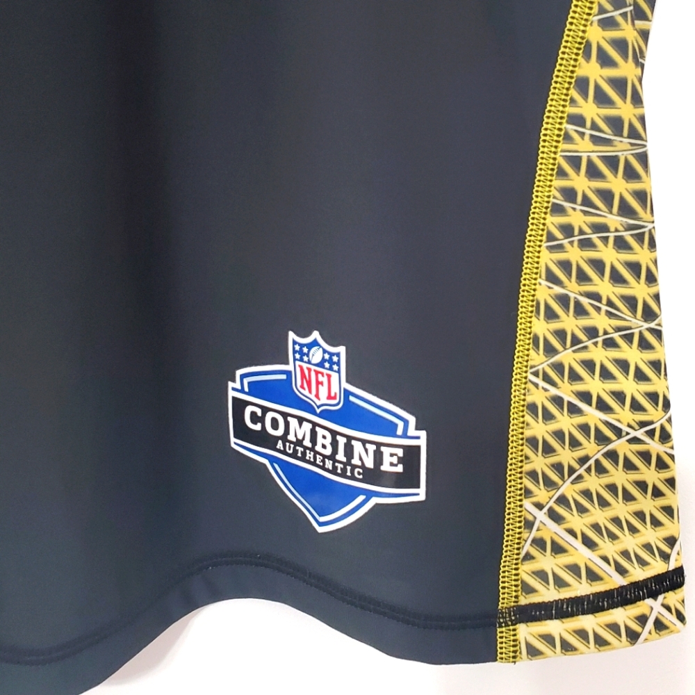 Under Armour Combine HeatGear Fitted Athletic Shirt Large - Picture 2 of 7